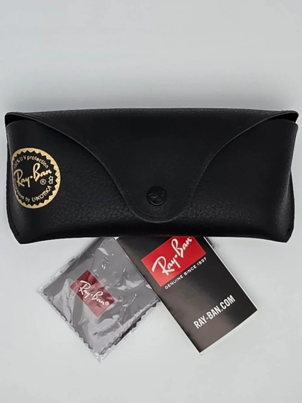 Ray-Ban RB3025 002/48 Black Frame Polarized Black Lens Aviator Sunglasses w Case